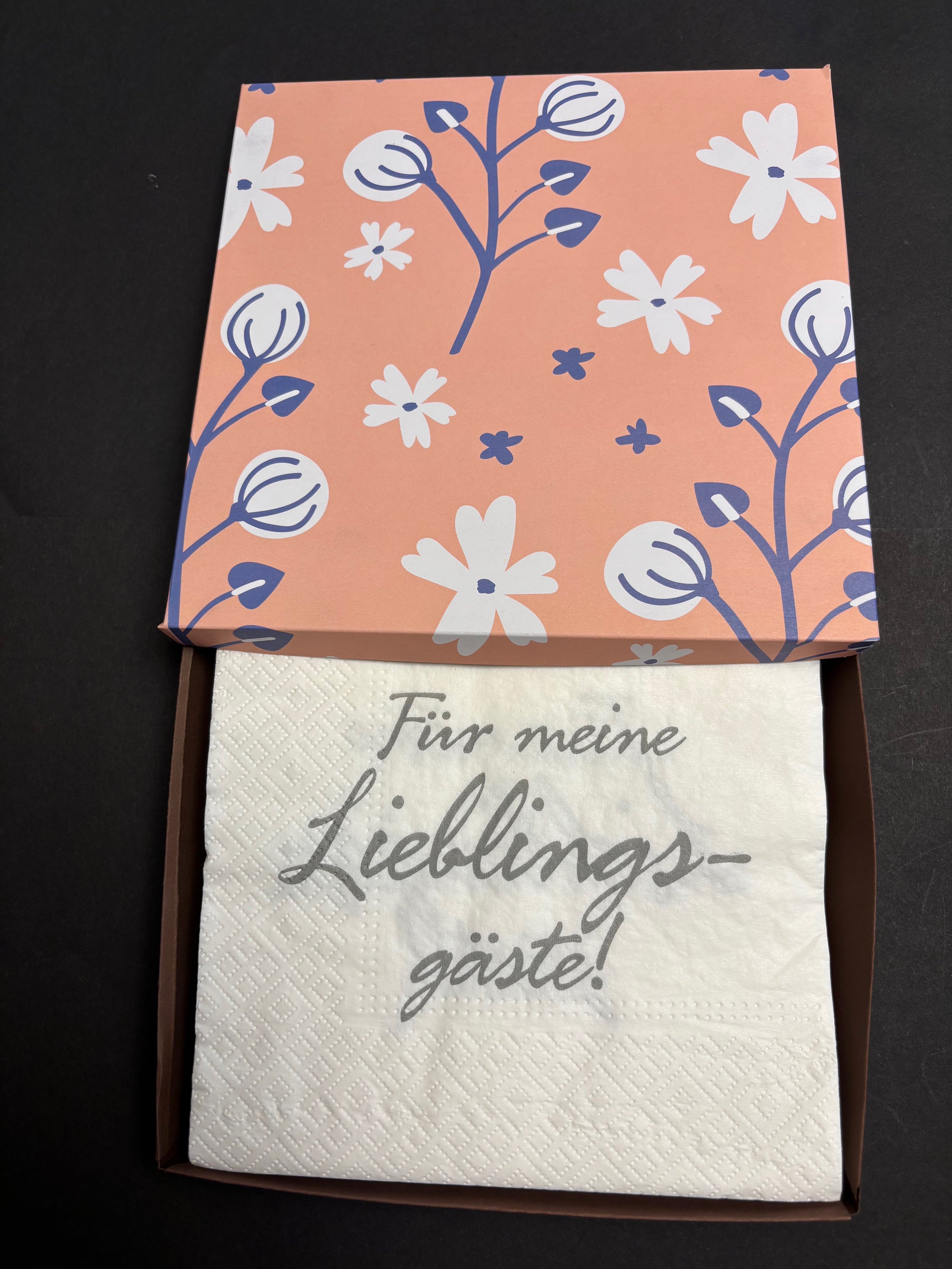 Geschenkbox: Handgefertigte Verpackung für jeden Anlass Nr. 15.15